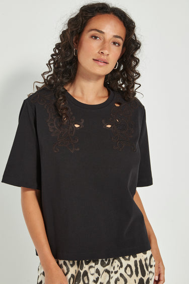 Artisan Top - Black - Tee VERGE