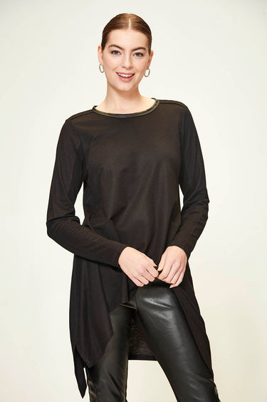 Revolve Top - Black - Top VERGE