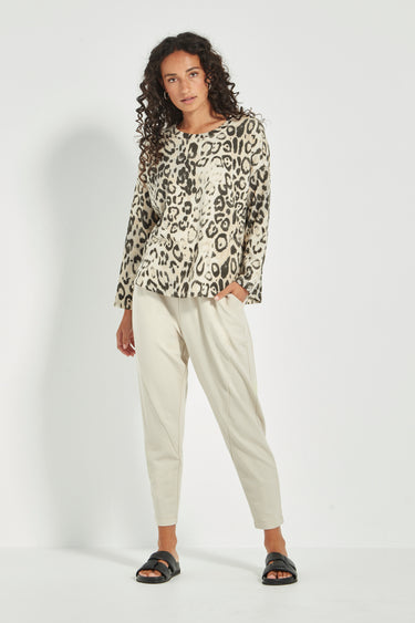 Suave Sweater - Animal Print - Sweater VERGE