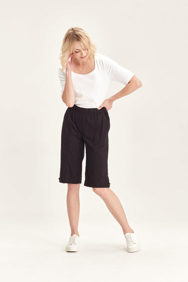 Acrobat Rolled Short - Black - Short VERGE