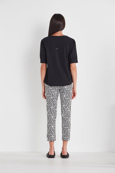 Acrobat Brilliance Top - Black - Top VERGE