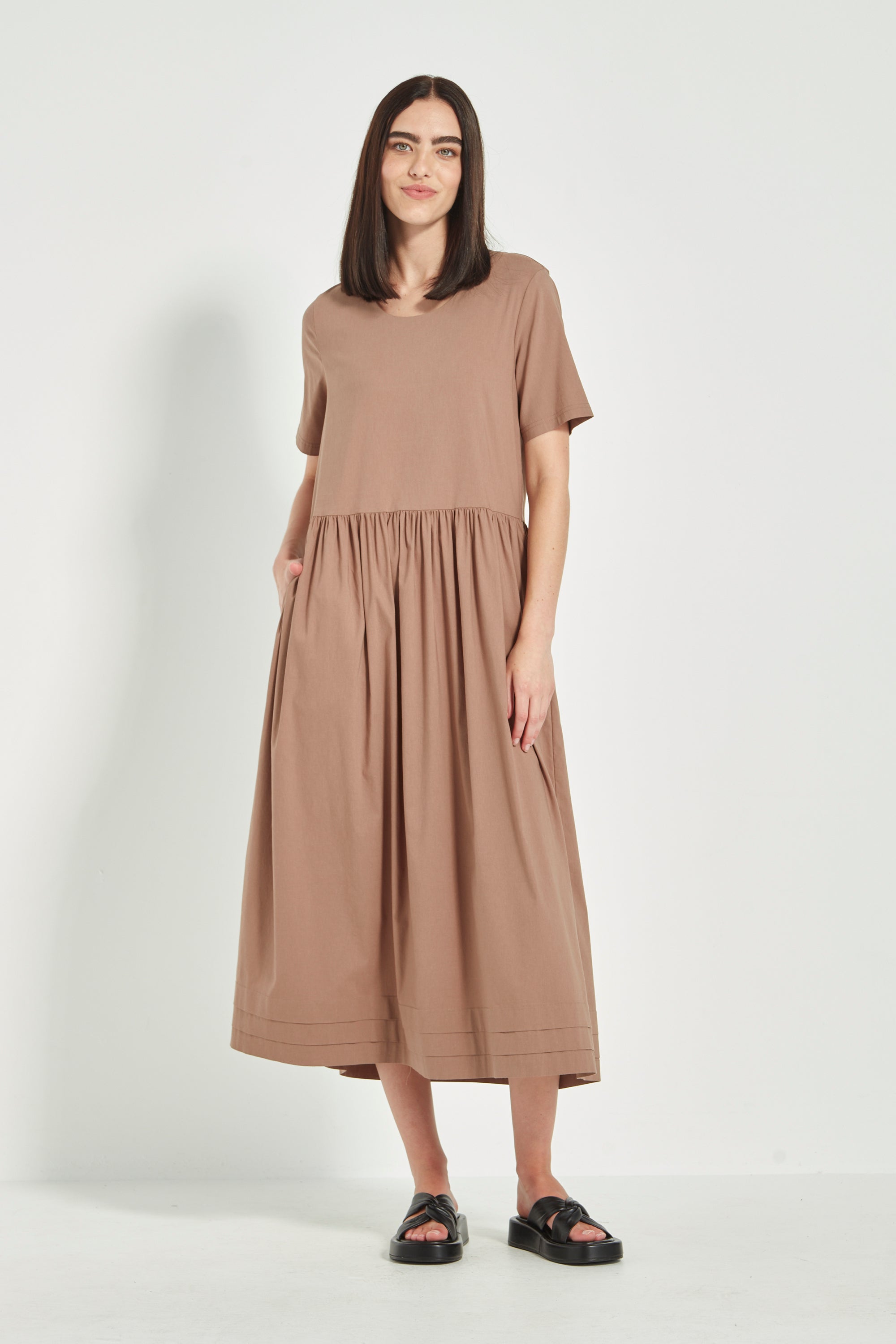 Acrobat Koda Dress - Mocha – VERGE