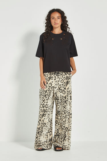 Artisan Top - Black - Tee VERGE