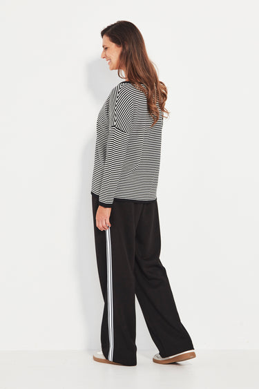 Bonnie Sweater - Black Stripe - Sweater VERGE