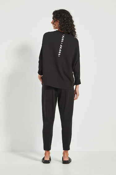 Downtown Sweater - Black - Sweater VERGE