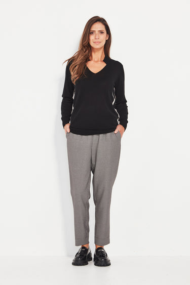 Manhattan Sweater - Black - Sweater VERGE